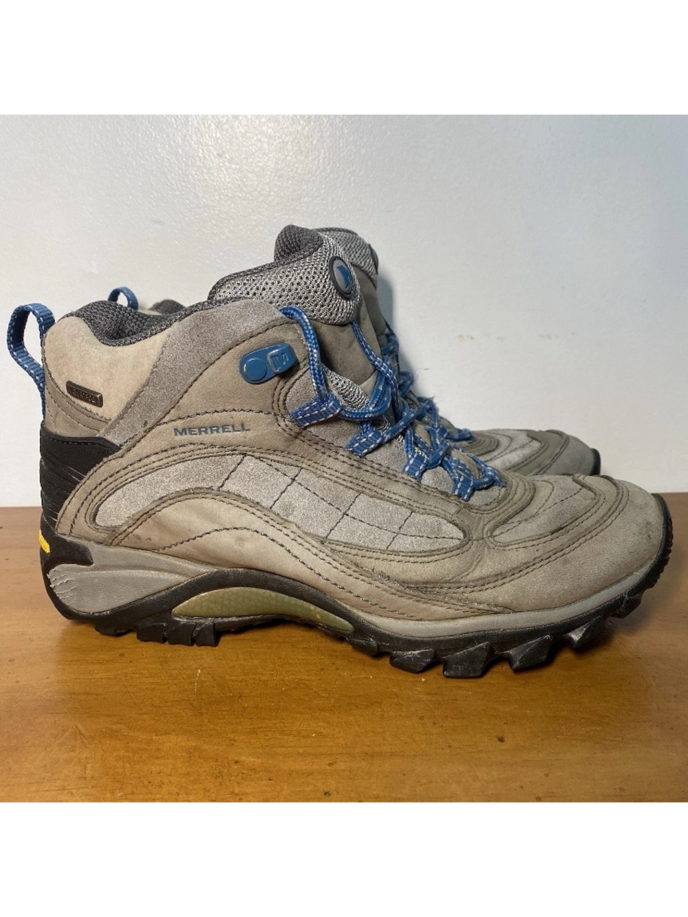 MERRELL Women's 9.5 Castle Rock Blue J21492 Hiking Boots Ankle Boot Waterproof